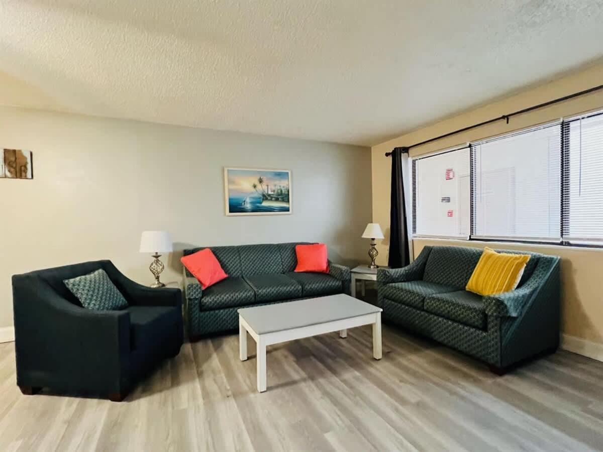 *A Family Retreat*Pool*Steps To The Beach*Approved Dogs*D18-9 Myrtle Beach Buitenkant foto